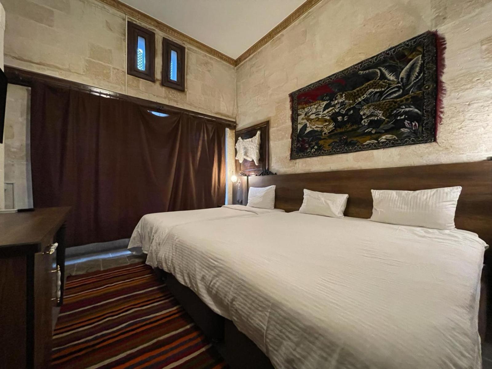 Otel Lariva 4*