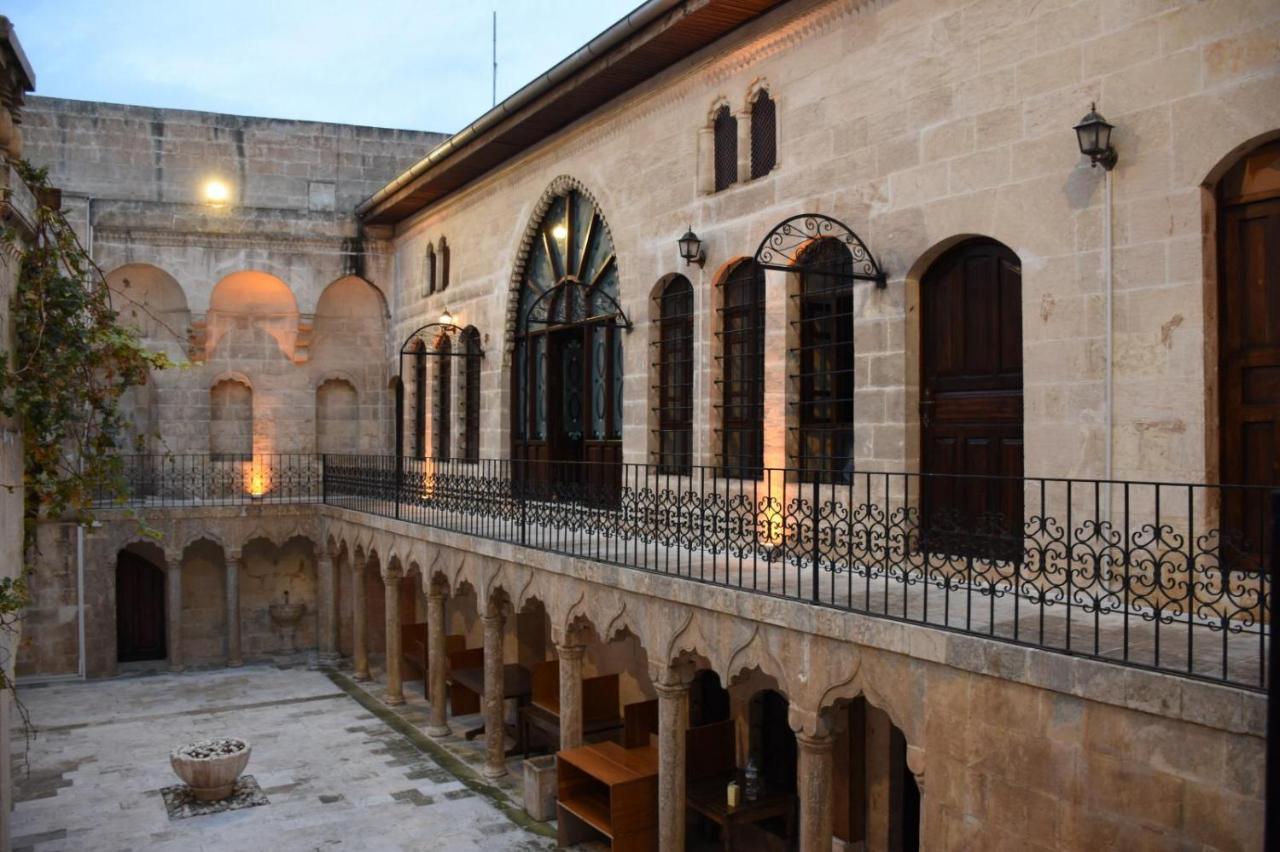 Lariva Otel